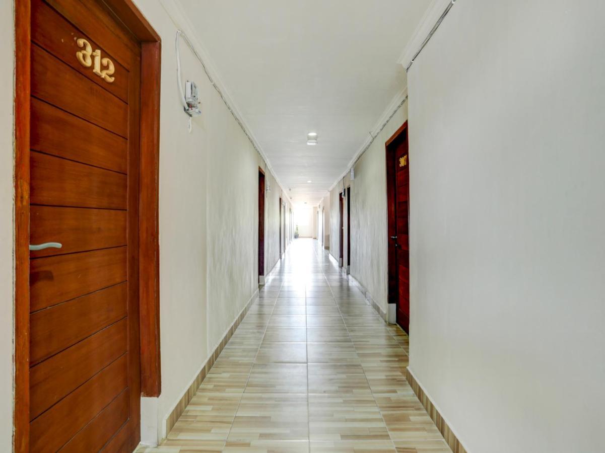 Oyo 3950 The Ratna Hotel Kuta  Ngoại thất bức ảnh