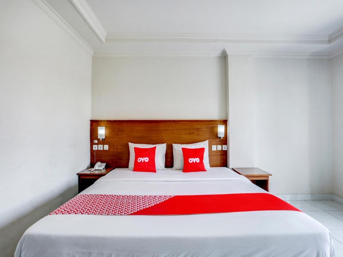 Oyo 3950 The Ratna Hotel Kuta  Ngoại thất bức ảnh