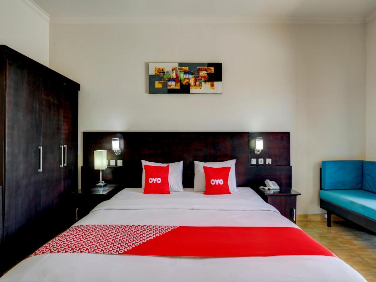 Oyo 3950 The Ratna Hotel Kuta  Ngoại thất bức ảnh