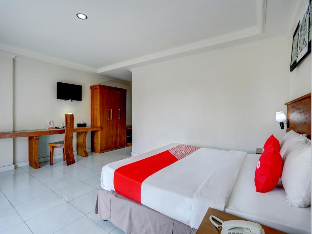 Oyo 3950 The Ratna Hotel Kuta  Ngoại thất bức ảnh
