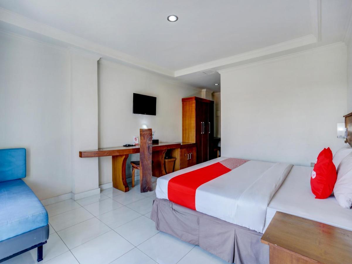 Oyo 3950 The Ratna Hotel Kuta  Ngoại thất bức ảnh