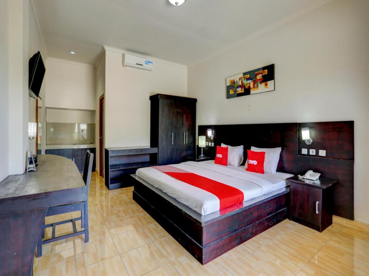 Oyo 3950 The Ratna Hotel Kuta  Ngoại thất bức ảnh